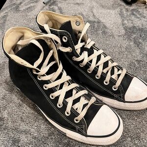 Men’s high top converse size 10